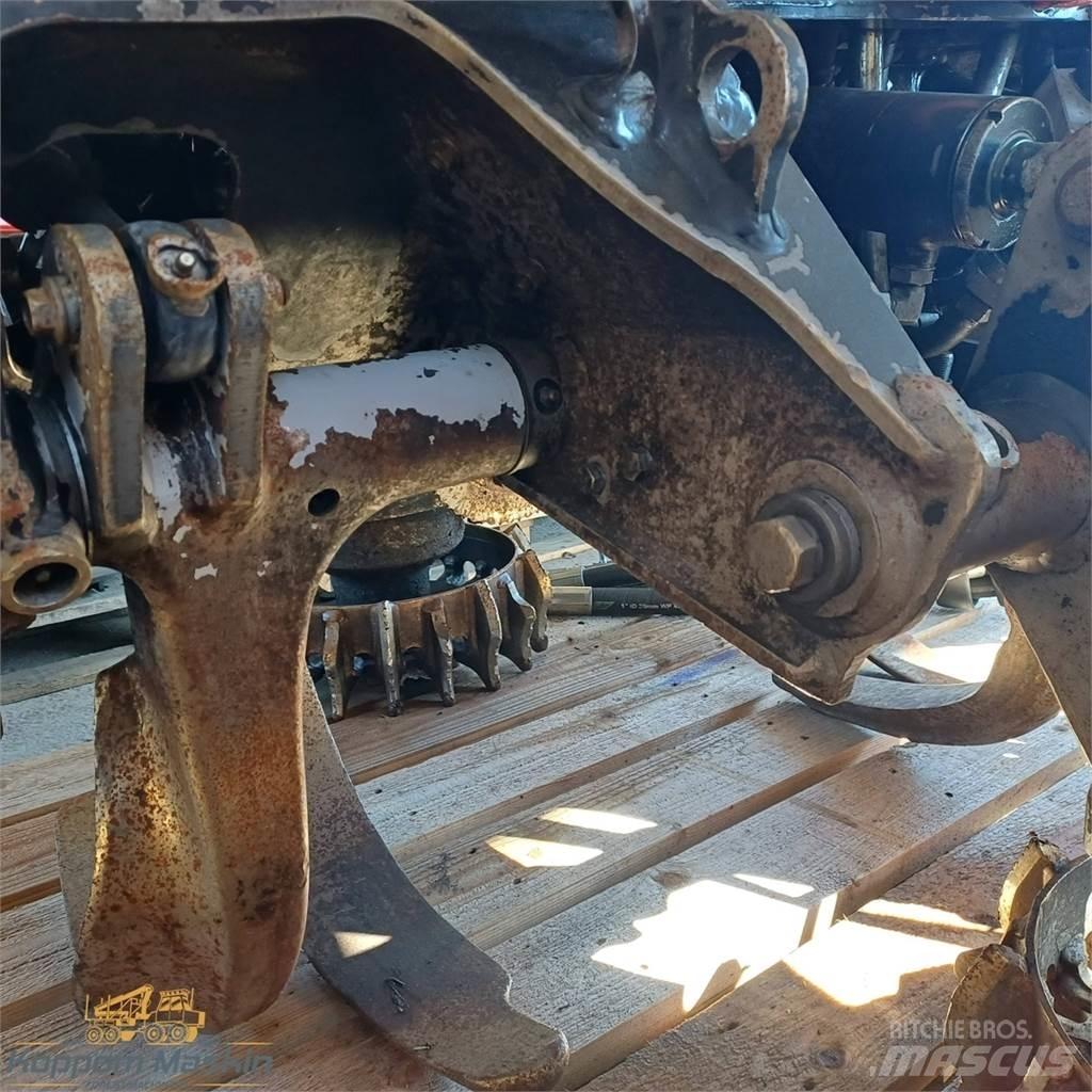 Komatsu C124 Capete pentru culegatoare