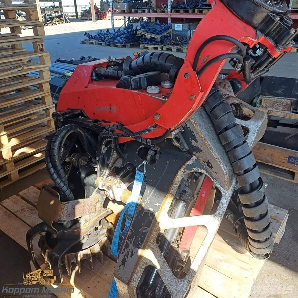 Komatsu C124 Capete pentru culegatoare