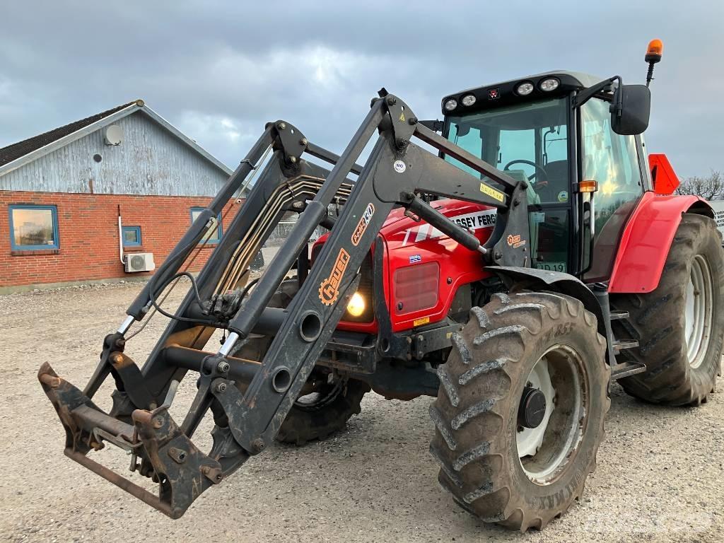Massey Ferguson 5465 Tractoare