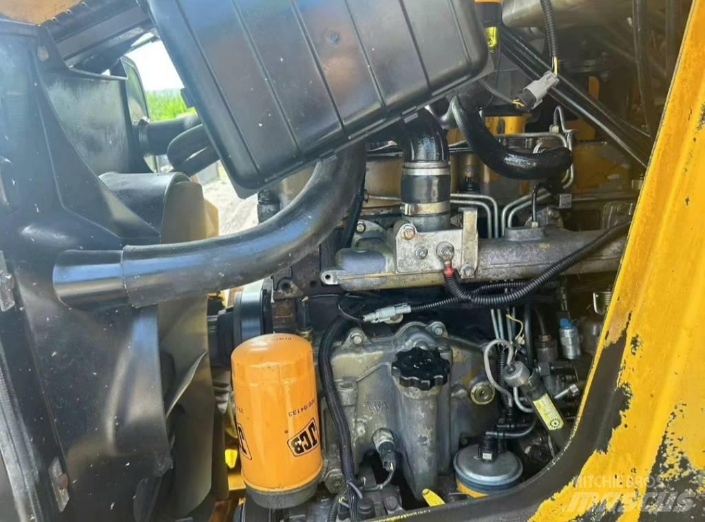 JCB 3 CX Buldoexcavatoare