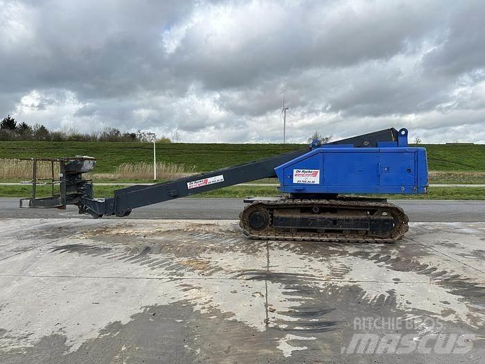 Aichi SR18A Nacele cu brat telescopic