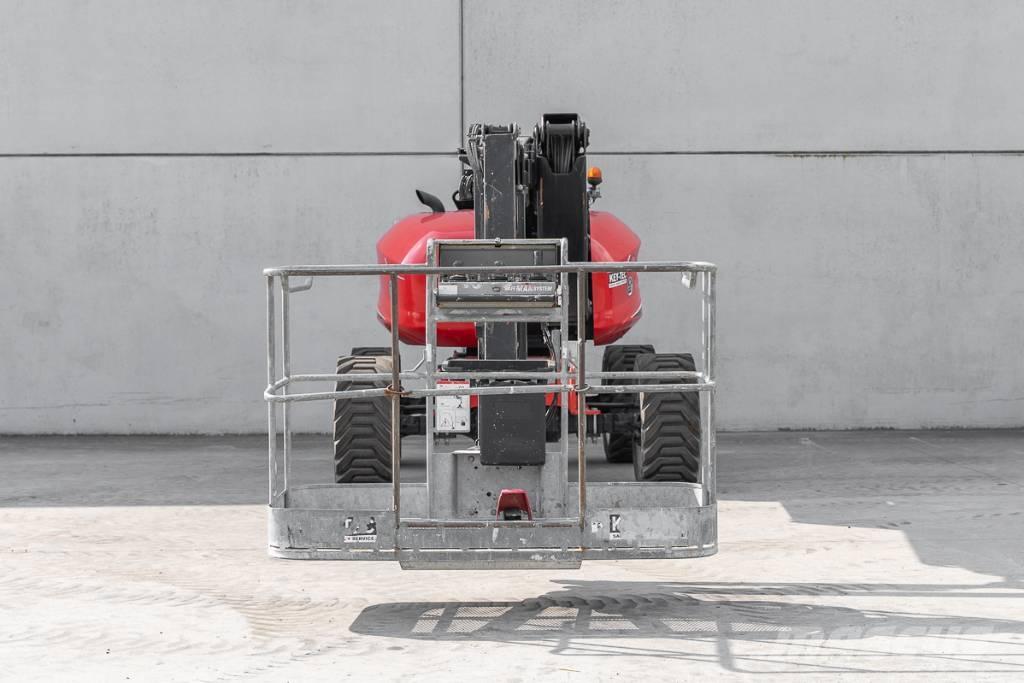Manitou 180 ATJ RC Nacele cu brat articulat