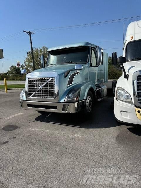 Volvo VNL 430 Autotractoare