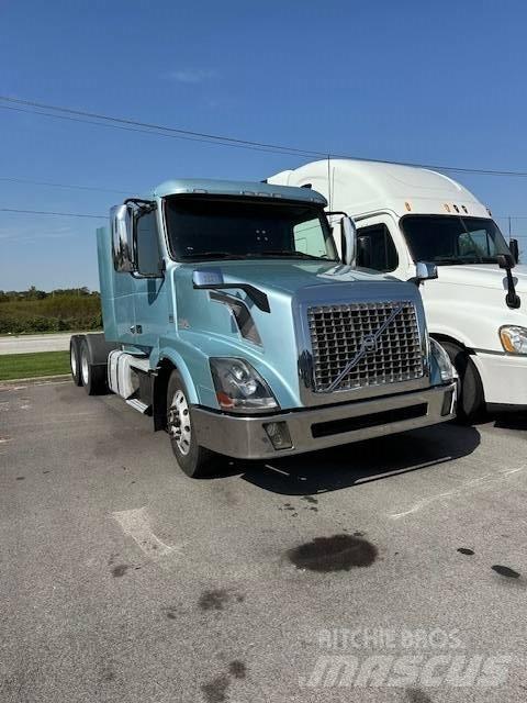 Volvo VNL 430 Autotractoare