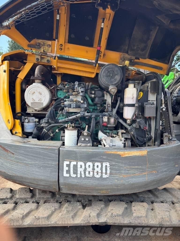 Volvo ECR 88 D Excavatoare 7t - 12t