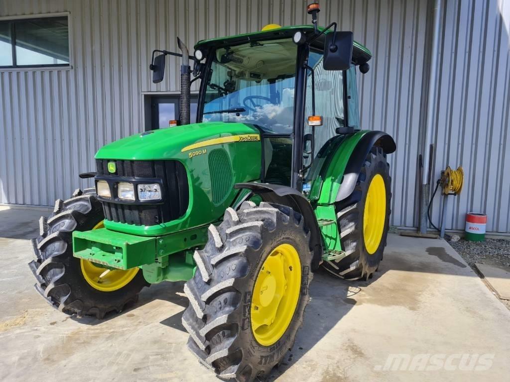 John Deere 5090 M Tractoare