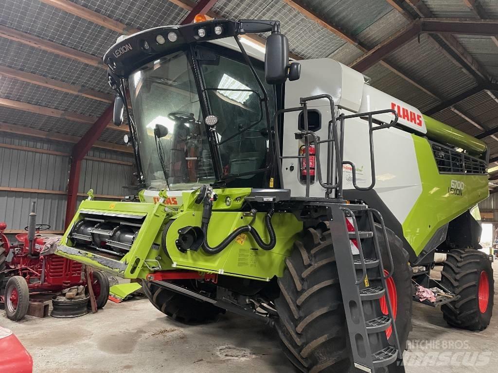 CLAAS Lexion 6700 Combine de secerat