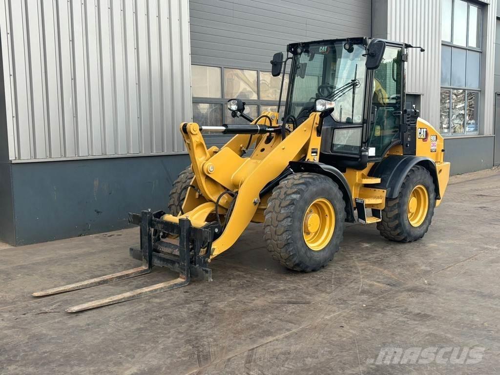 CAT 908 Incarcator pe pneuri