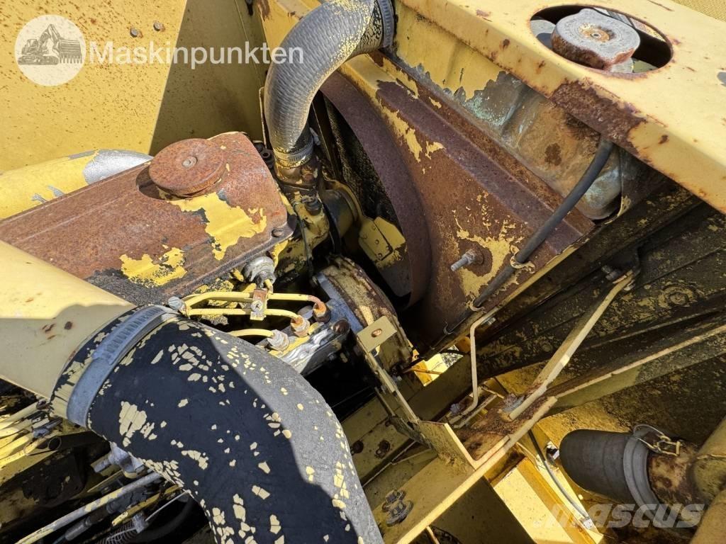 New Holland 1530 Combine de secerat