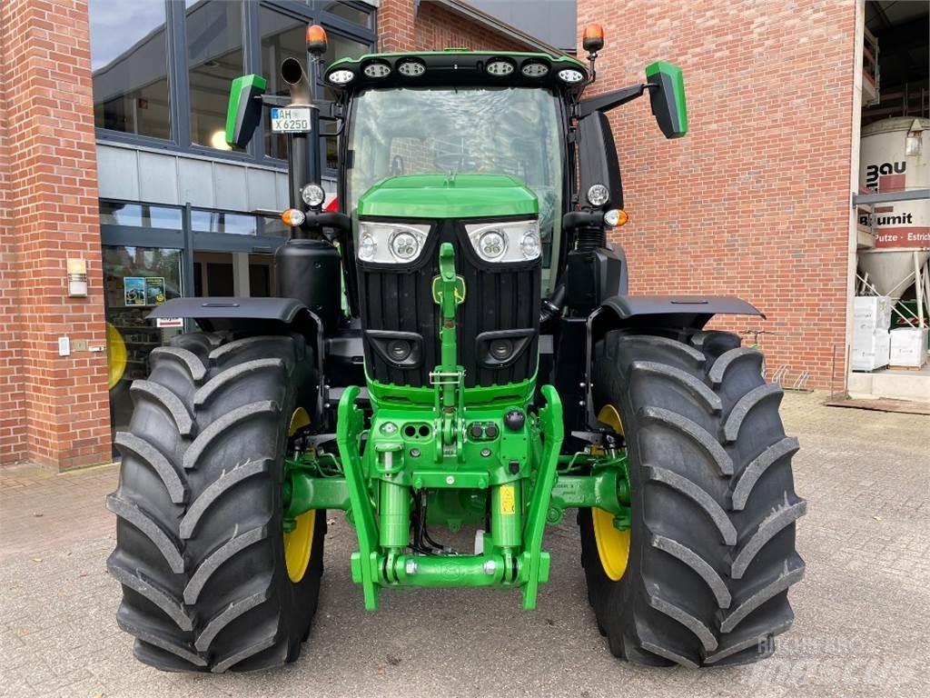 John Deere 6R250 Tractoare