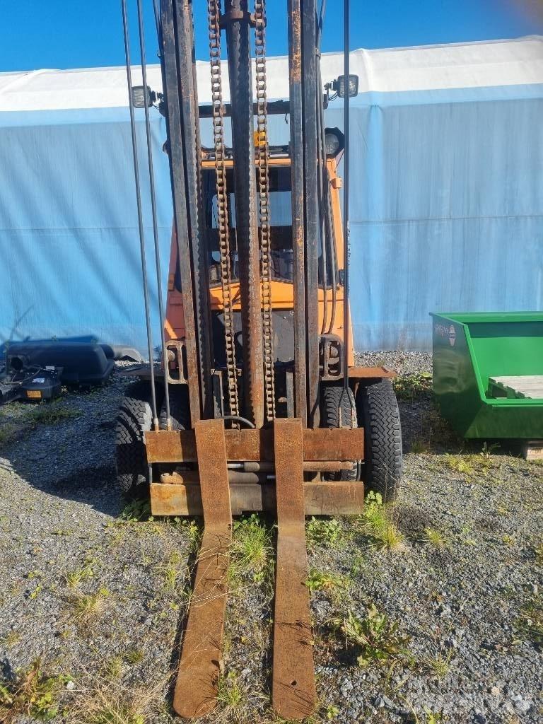 Mitsubishi FD 40 Stivuitor diesel
