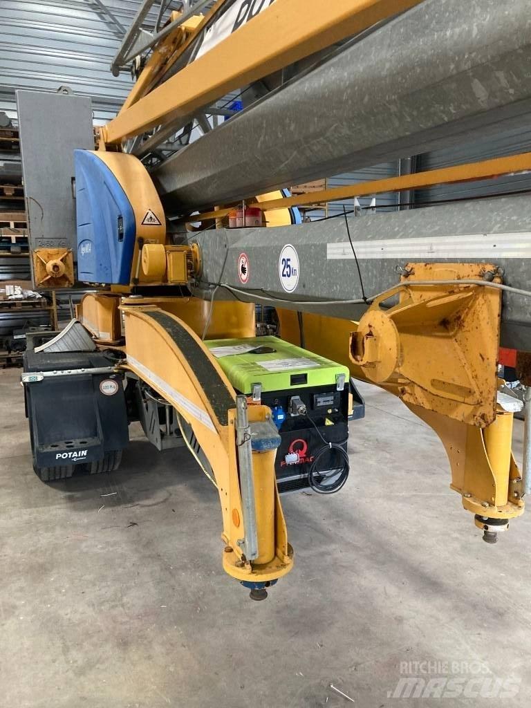 Potain M14 Self erecting cranes