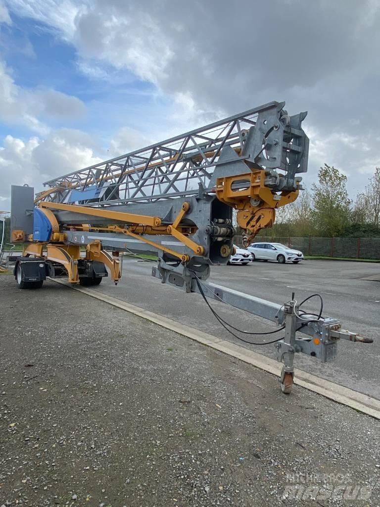 Potain M14 Self erecting cranes