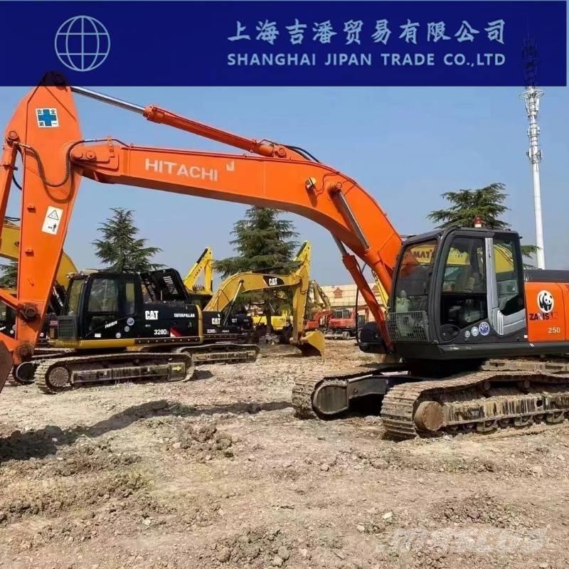 Hitachi ZX 250 Excavatoare pe șenile
