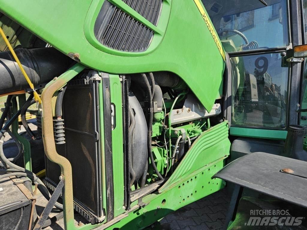 John Deere 6530 Tractoare