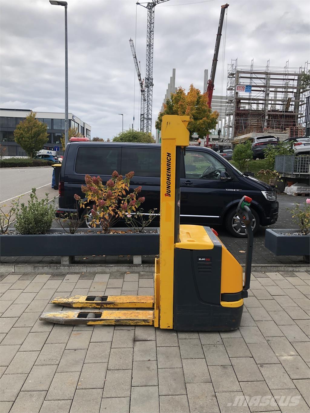 Jungheinrich EJC16 Transpaleti autopropulsanti