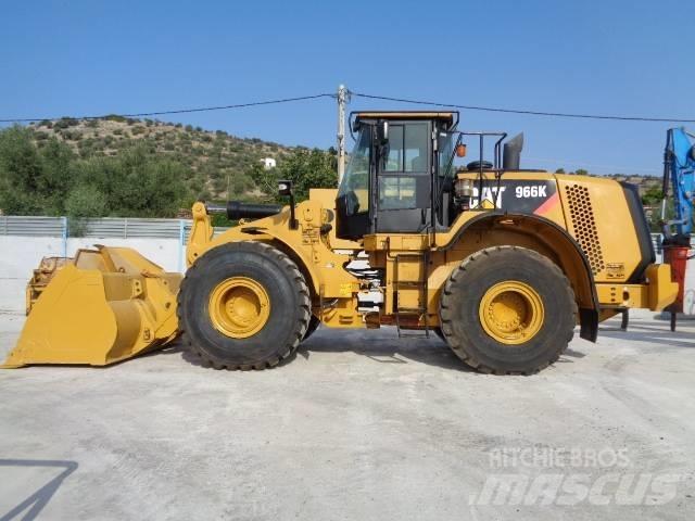 CAT 966K Incarcator pe pneuri
