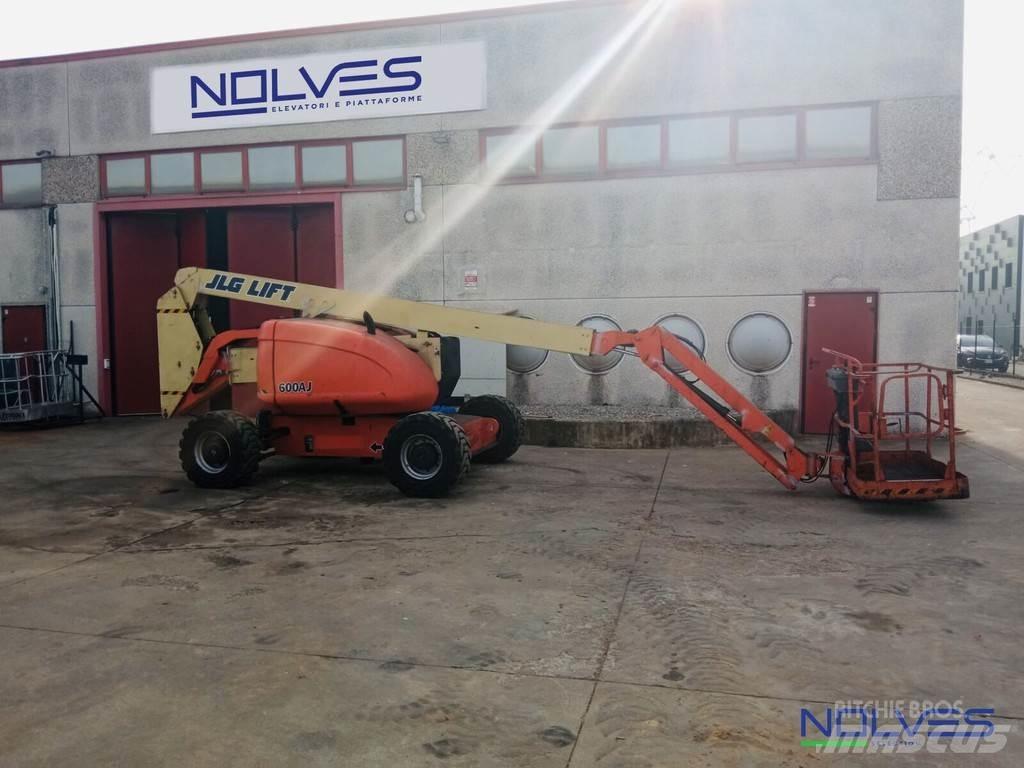 JLG 600AJ Nacele cu brat articulat