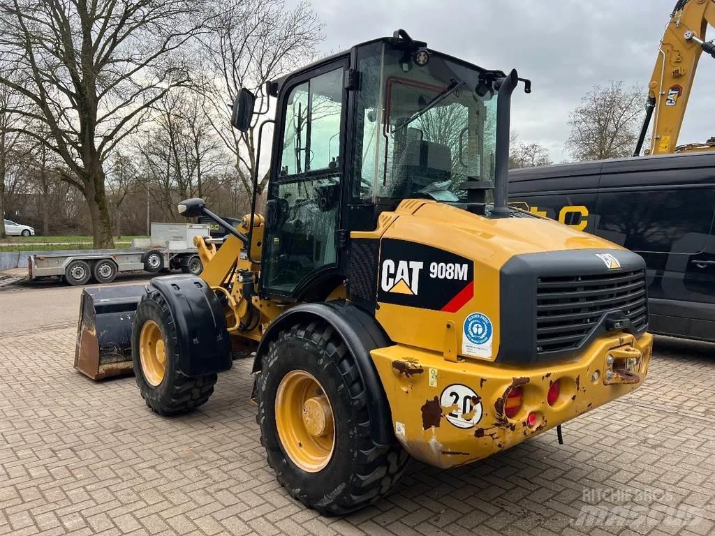 CAT 908M Incarcator pe pneuri