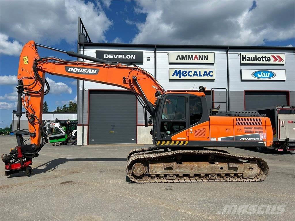 Doosan DX255LC-5 Excavatoare pe șenile
