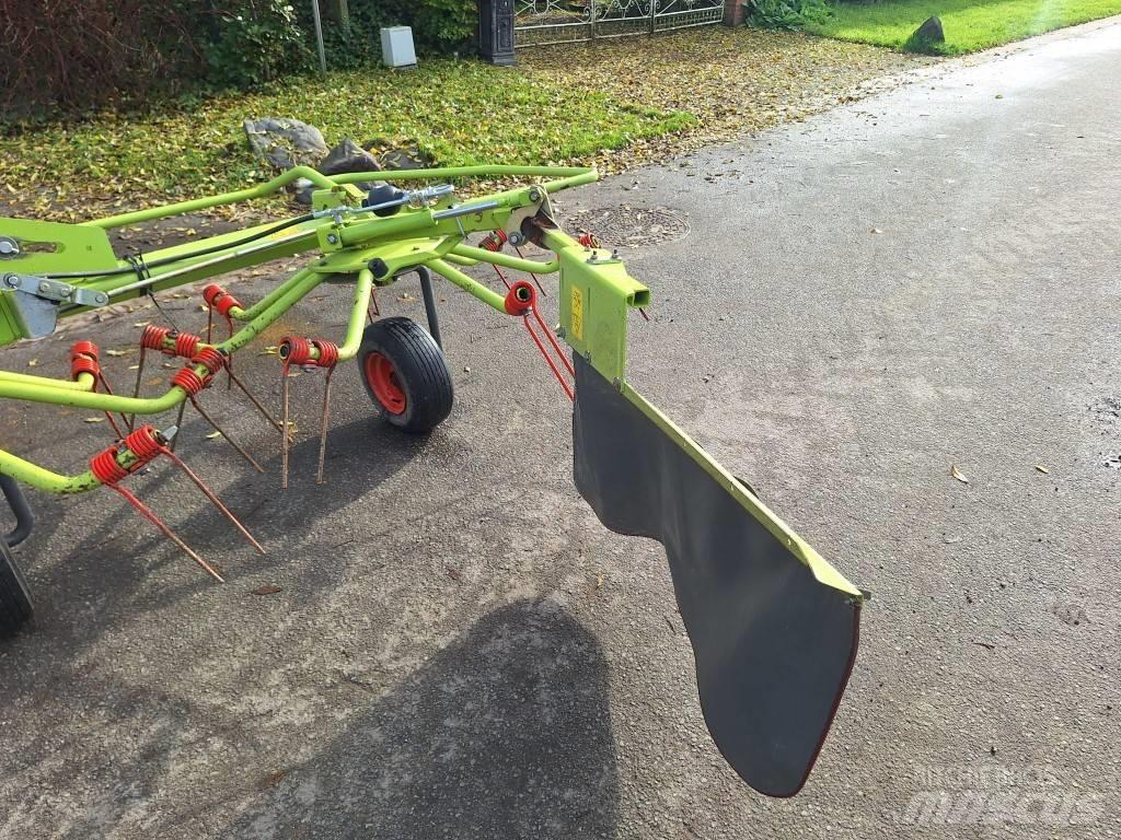 CLAAS Volto 1300 T Greble