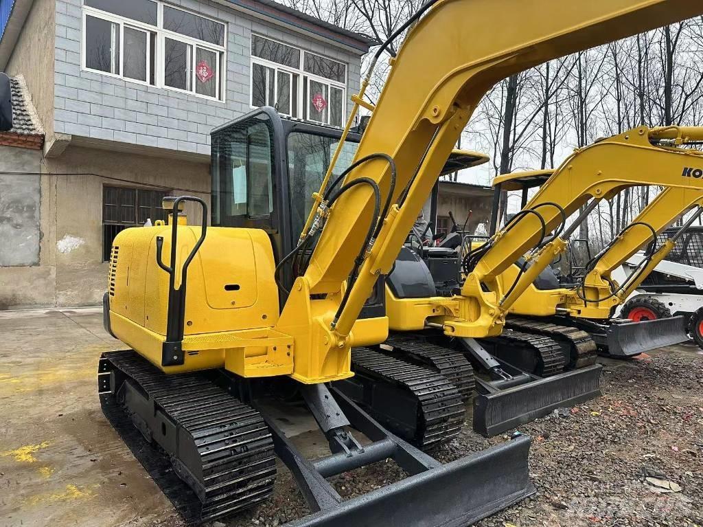 Komatsu PC 56-7 Excavatoare pe șenile
