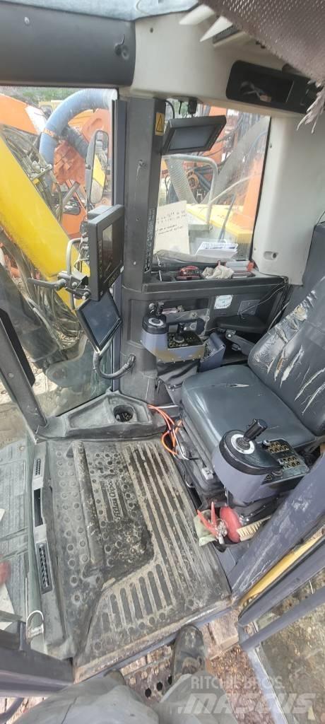 Atlas Copco D9 C Echipamente de forare la suprafata