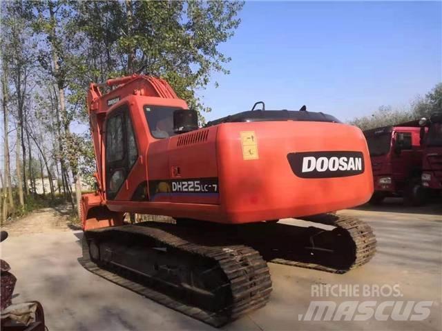 Doosan DH225 Excavatoare pe șenile
