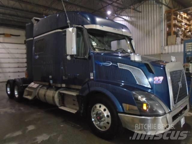 Volvo VNL Autotractoare