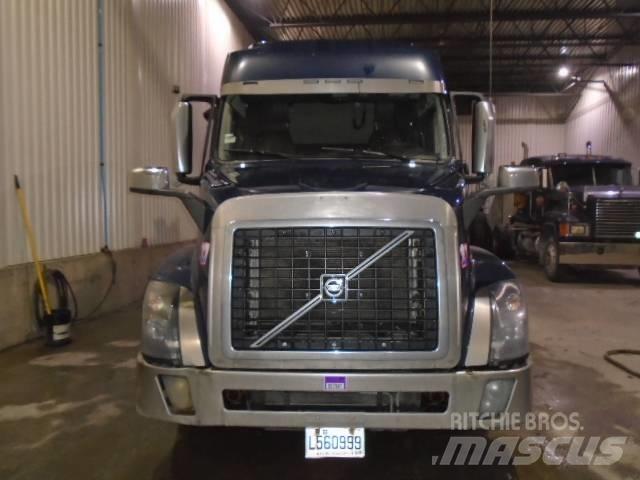 Volvo VNL Autotractoare