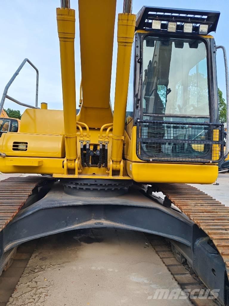 Komatsu PC 220-7 Excavatoare pe șenile
