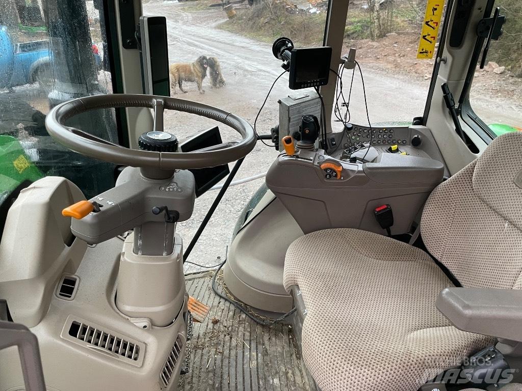 John Deere 6120 M Tractoare