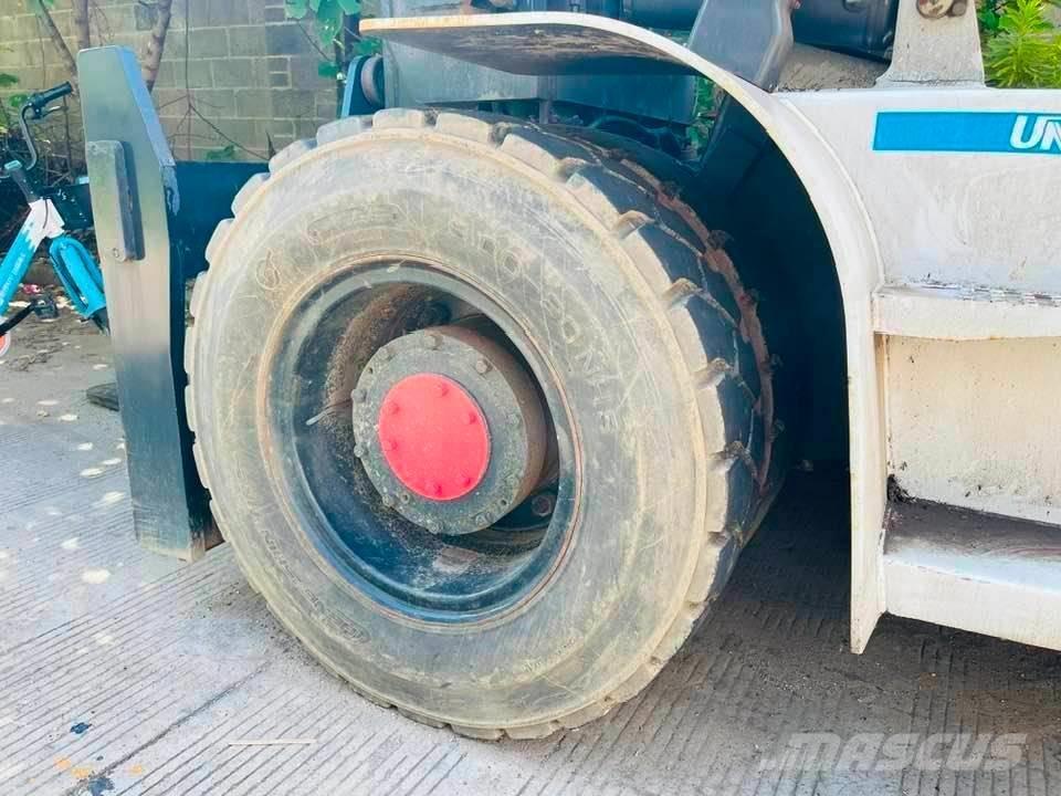 TCM FD100Z8 Stivuitor diesel