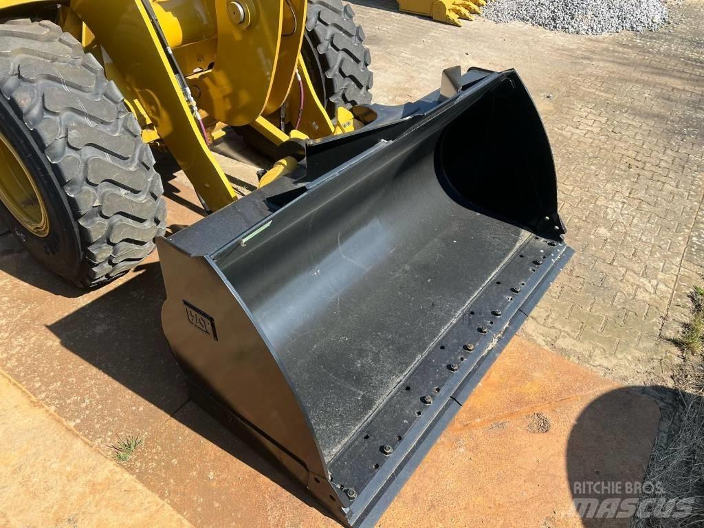 CAT 926M Incarcator pe pneuri