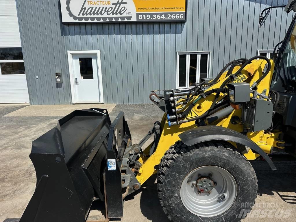Wacker Neuson WL 38 Incarcator pe pneuri
