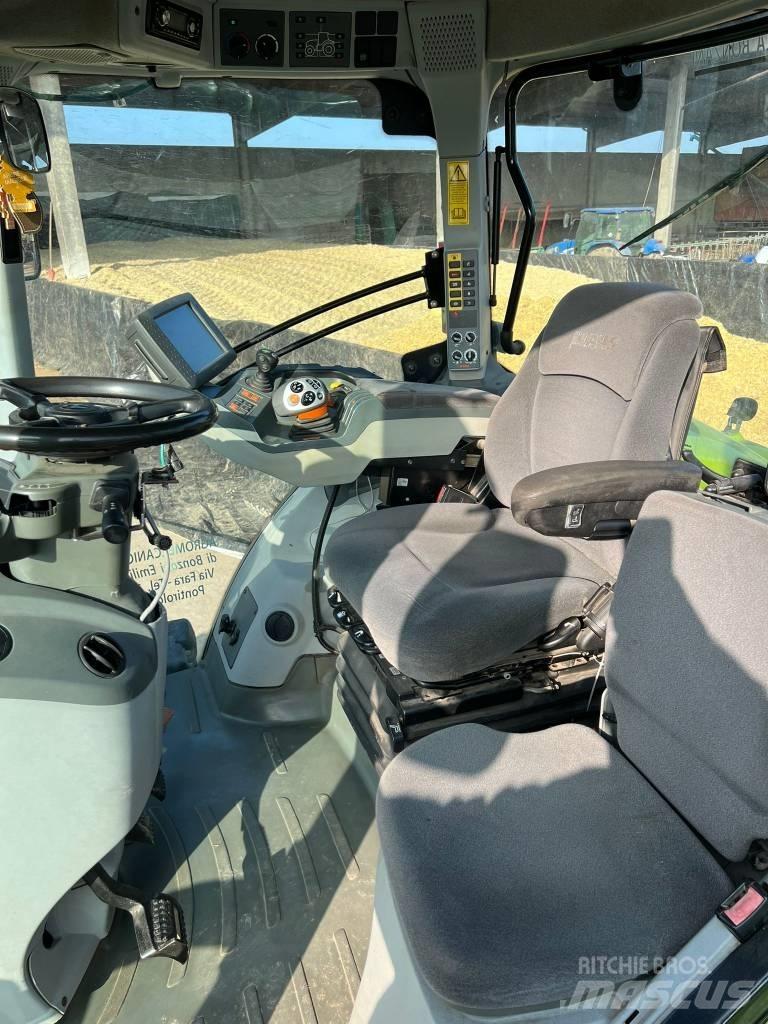 CLAAS Axion 930 Tractoare