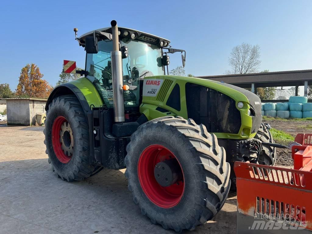 CLAAS Axion 930 Tractoare
