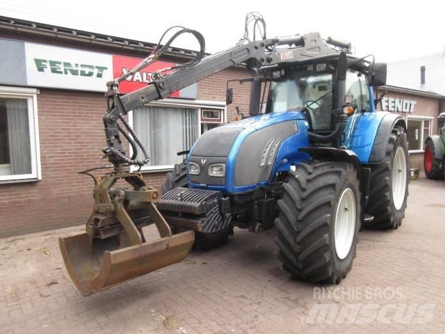 Valtra T202D Tractoare
