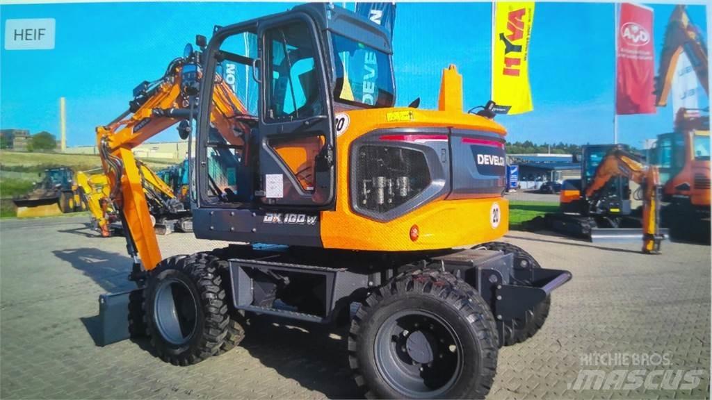 Develon DX100W-7 Excavatoare cu roti