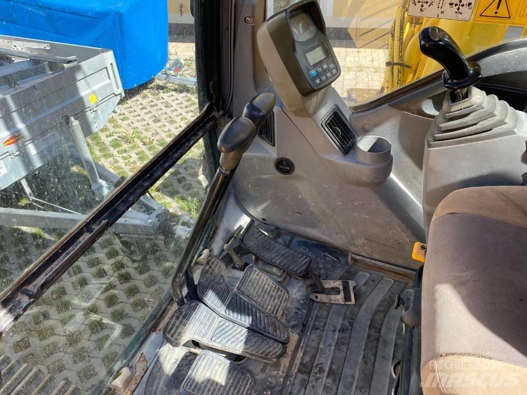 New Holland E 215 Excavatoare pe șenile
