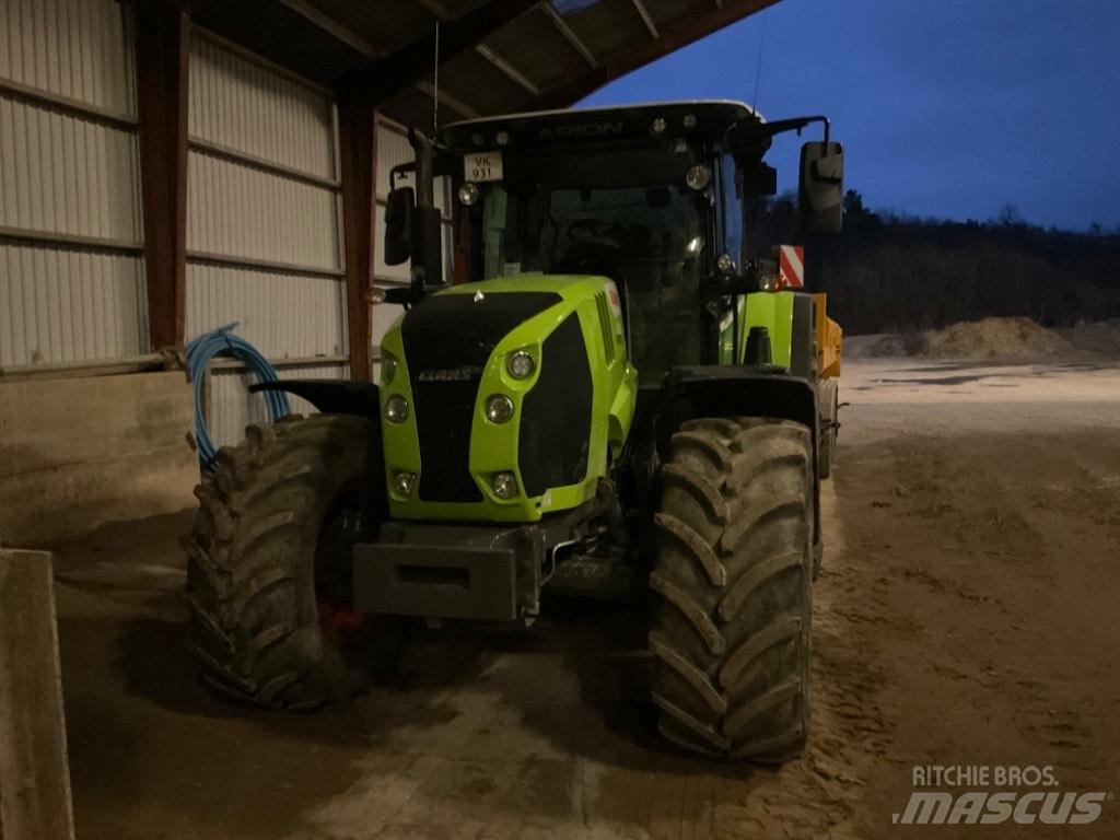 CLAAS ARION 650 cis + Tractoare