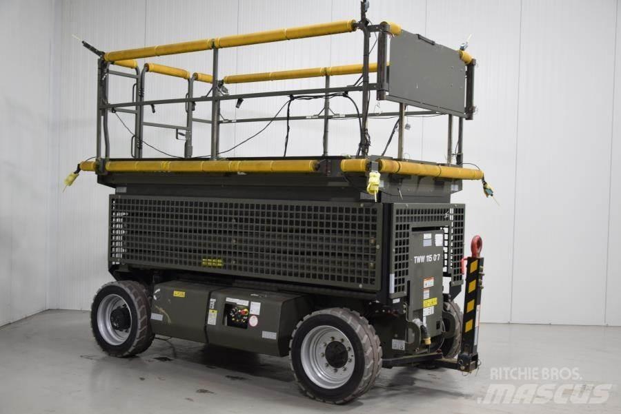 JLG M3369 Platforme foarfeca
