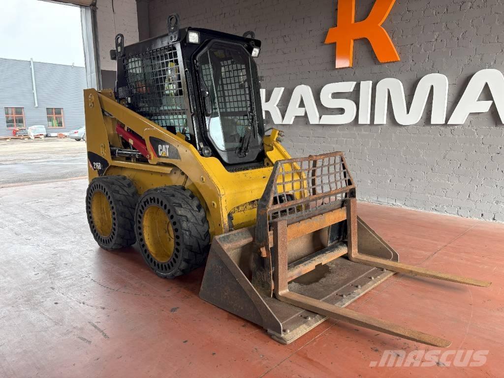 CAT 216 B Mini incarcator