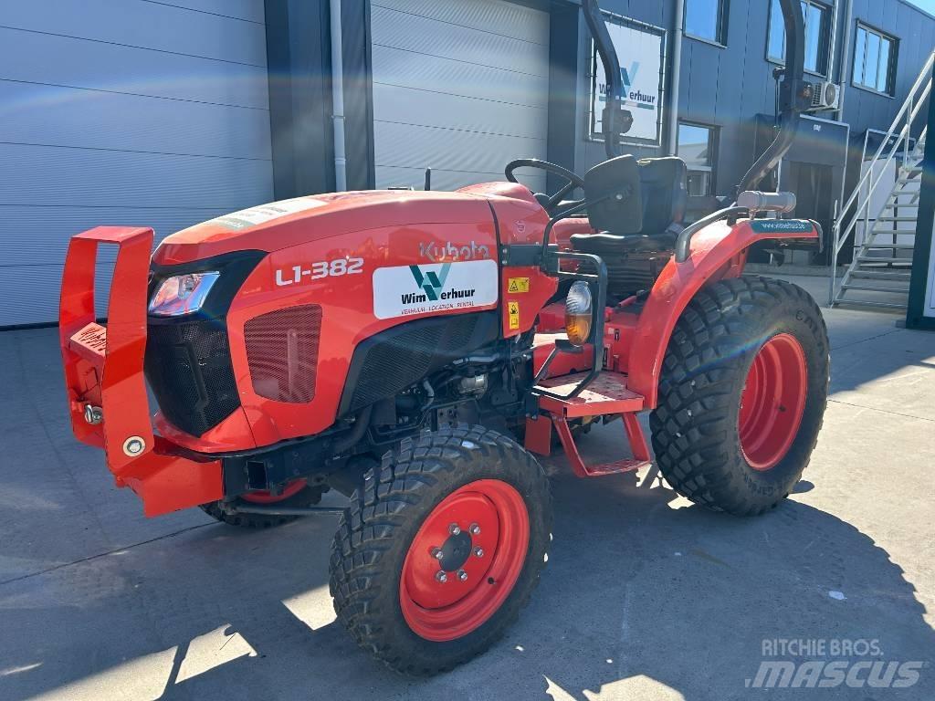 Kubota L1-382 HST Tractoare compacte