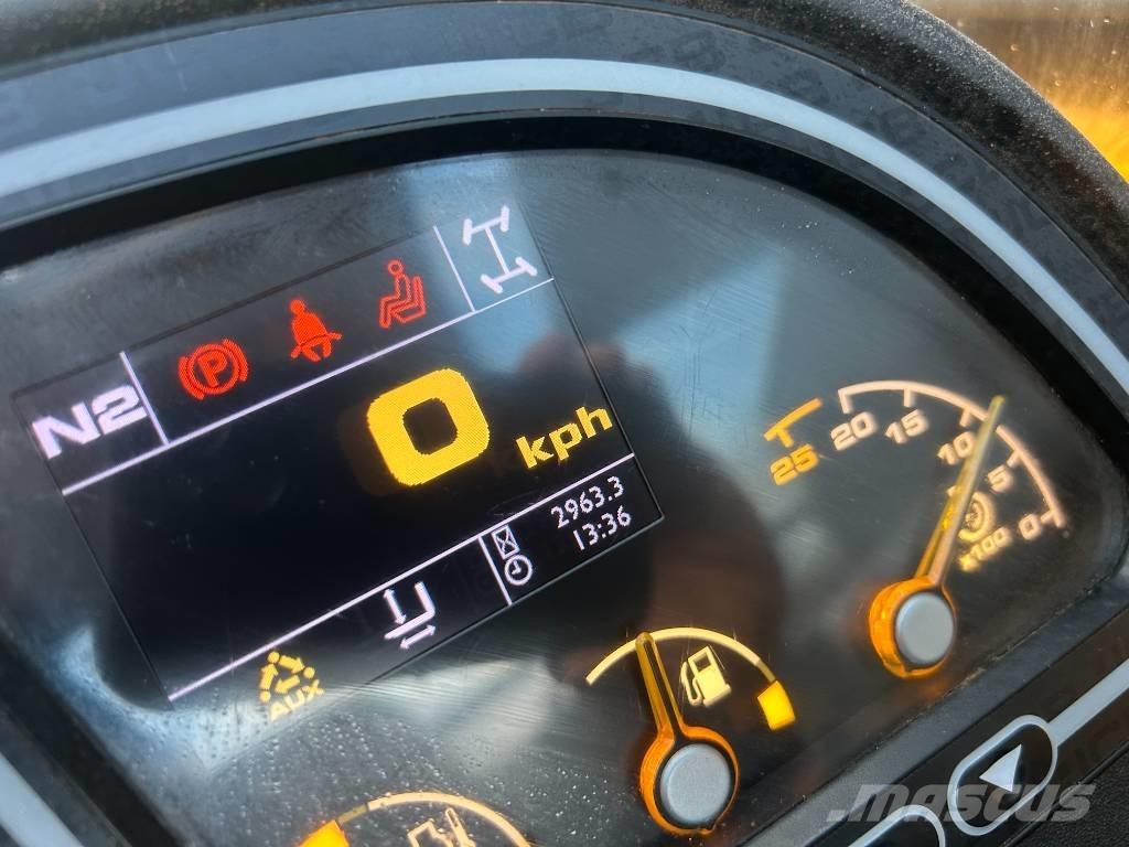 JCB 540-140 Hi Viz Stivuitoare telescopice