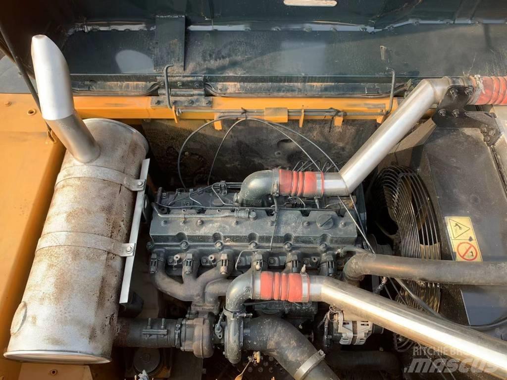 Hyundai 305LC-9T Excavatoare pe șenile
