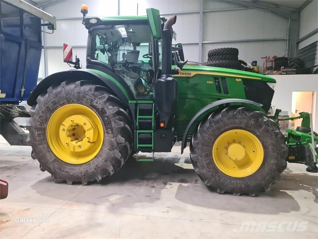 John Deere 6R 230 Tractoare