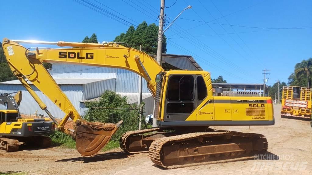 SDLG LG 6250 E Excavatoare pe șenile

