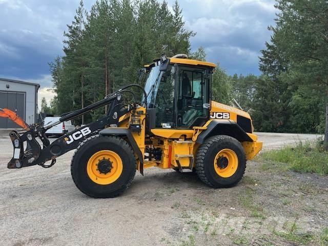 JCB 413K Incarcator pe pneuri