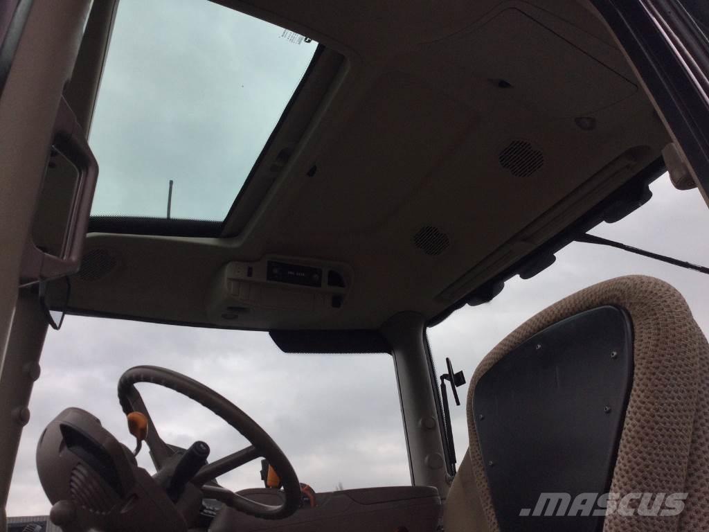 John Deere 6130R Tractoare